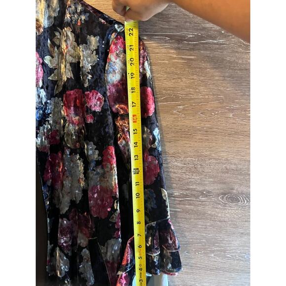 BCBG GENERATION sz Small Floral Cardigan Blazer Bell Sleeves Velour Gothic - Picture 8 of 10